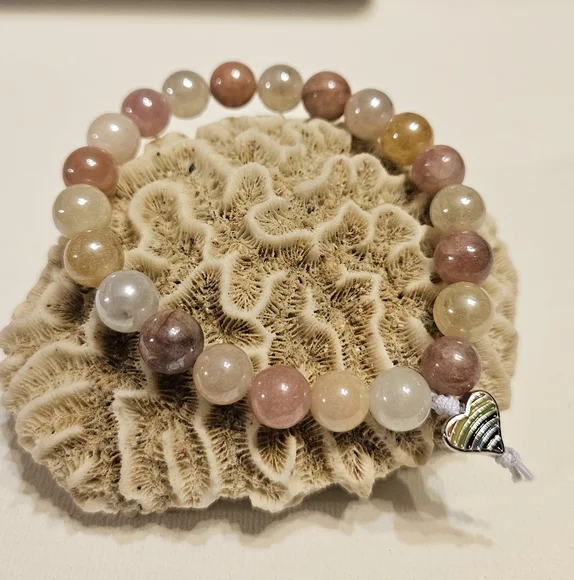 Elegant SUNSTONE Beaded Stretch Bracelet with Colorful Heart Charm ♡ Handmade ♡ - Picture 8 of 10